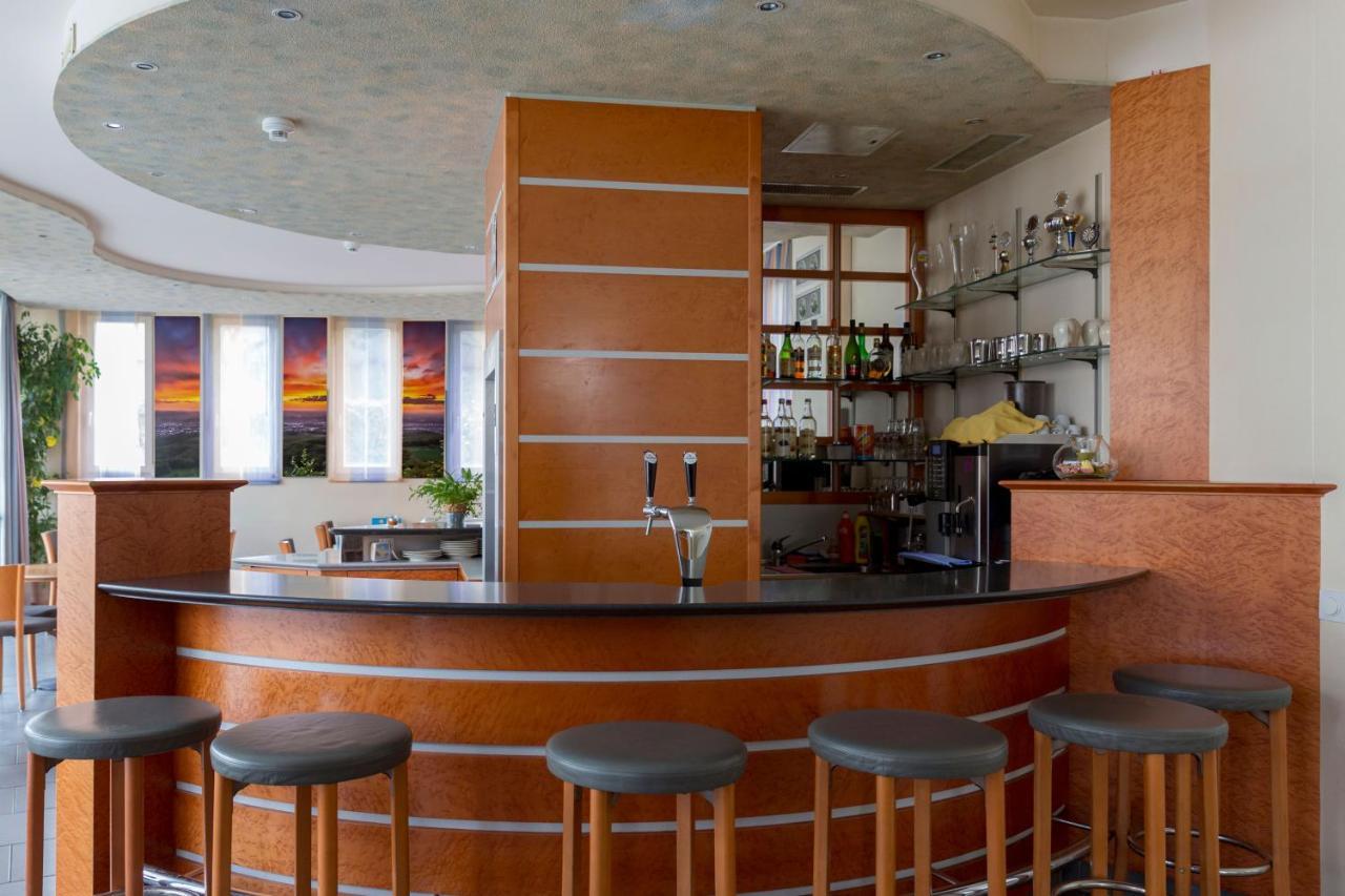 Hotel Rynach Reinach  Εξωτερικό φωτογραφία