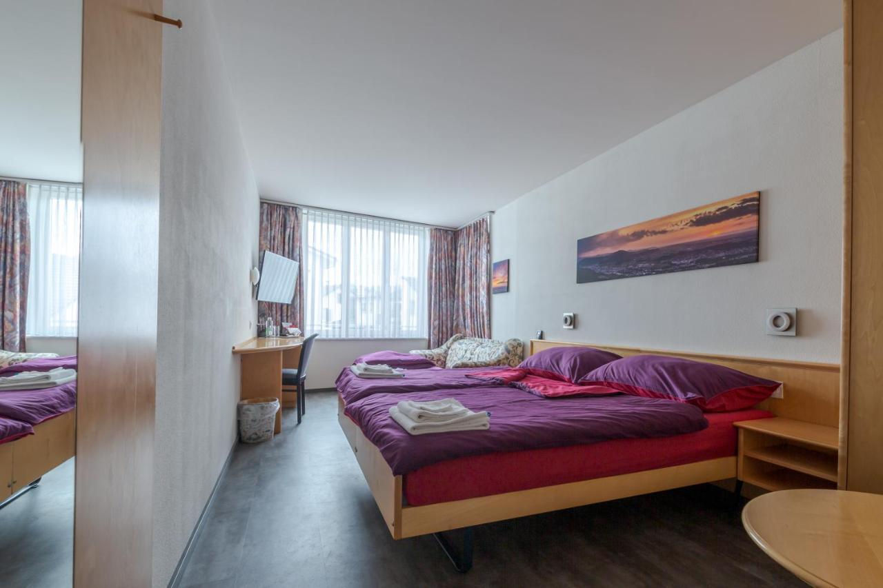 Hotel Rynach Reinach  Εξωτερικό φωτογραφία